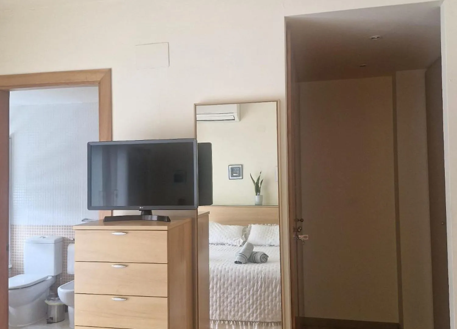 Triplex Villa Palamos 0*,